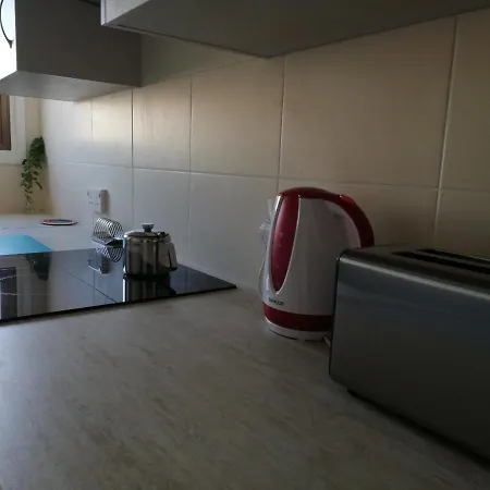 Cozy Flat Larnaca Centre